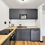 Stunning Apartment Within The Heart Of Cape Town