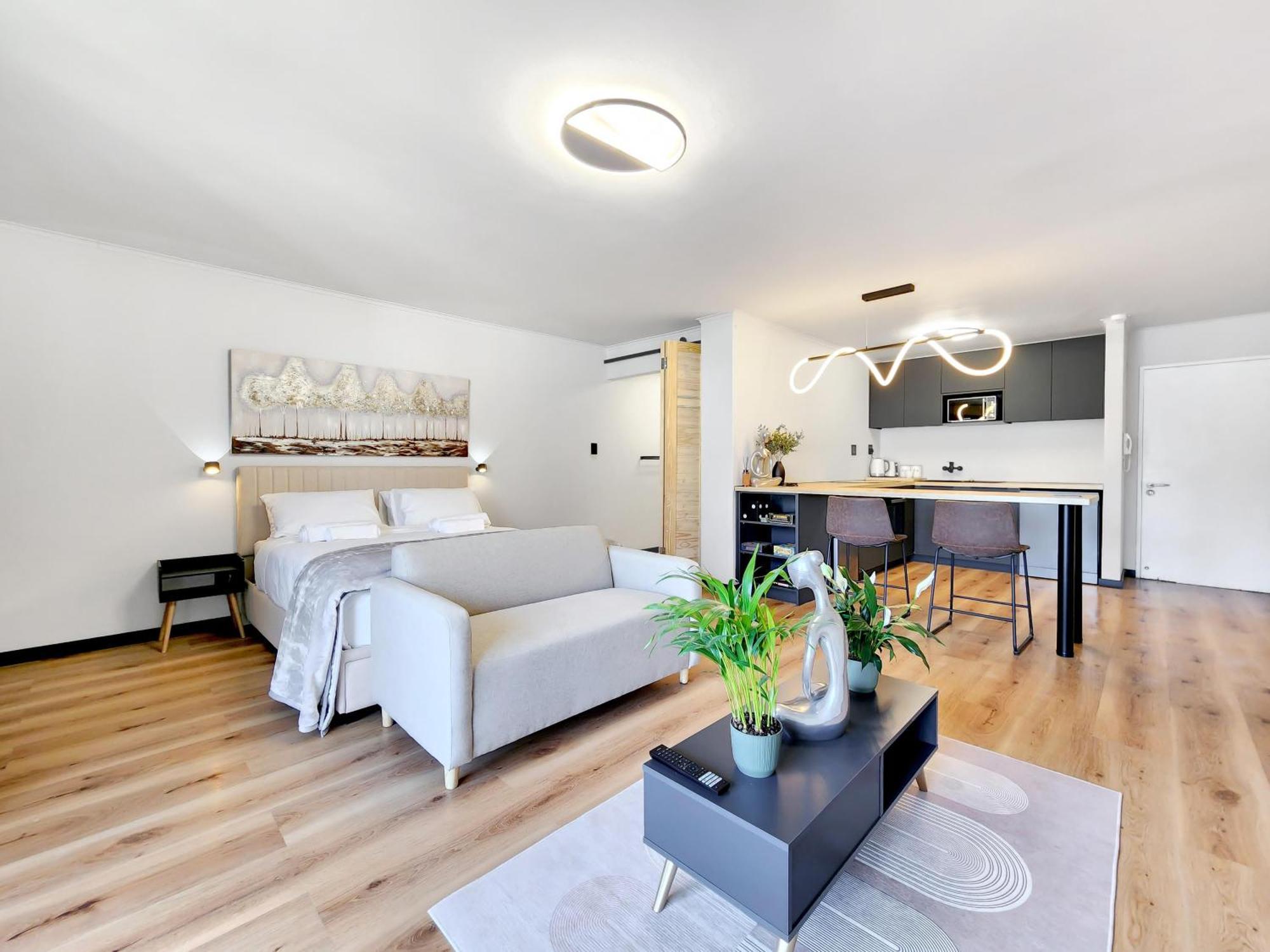 Apartment Stunning Within The Heart Of